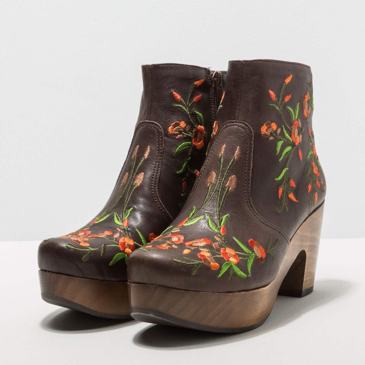 Bottines brodées clearance fleurs