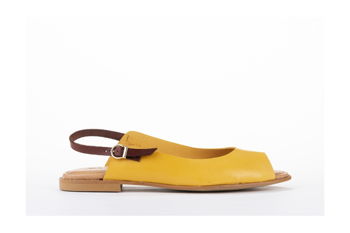 Sandales plates en cuir lisse - Jaune - Lince