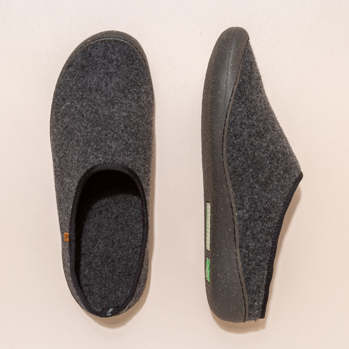 Chaussons en laine - Noir - El naturalista