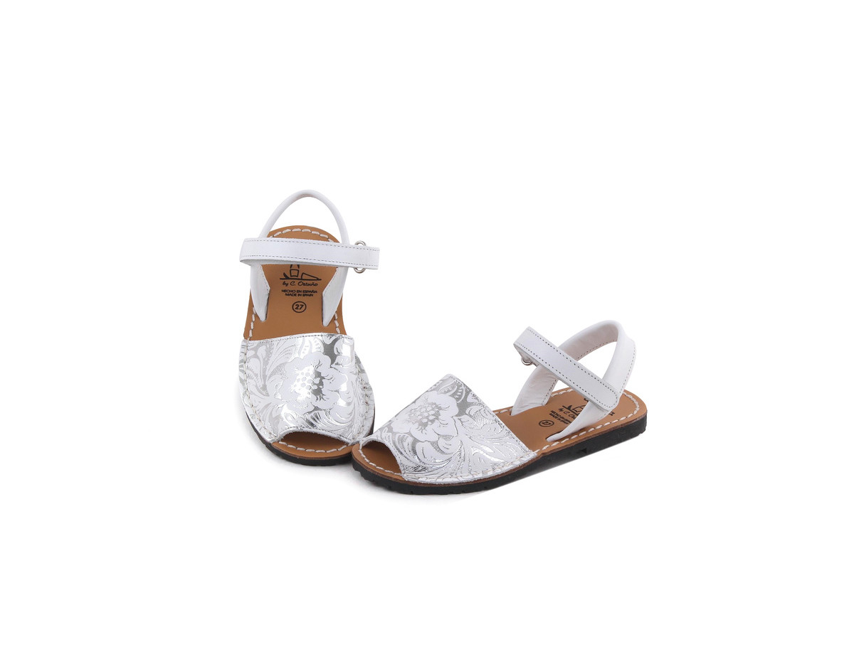 Minorquines en cuir brillant enfant - Argent - Seva Calzados